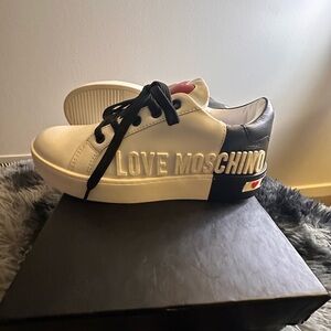 Women LOVE MOSCHINO SNEAKERS